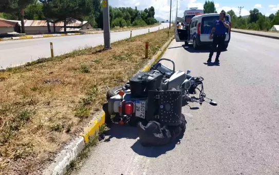 Sivas'ta Motosiklet Çarpması: 1 Ölü