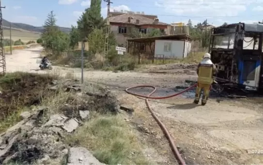 Pursaklar'da Belediye Otobüsü Yandı