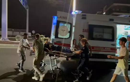 Minibüs Çarpan Mustafa Köpük Hayatını Kaybetti
