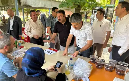 Eğitim Bir Sen, Gazze İçin Hayır Panayırı Düzenledi
