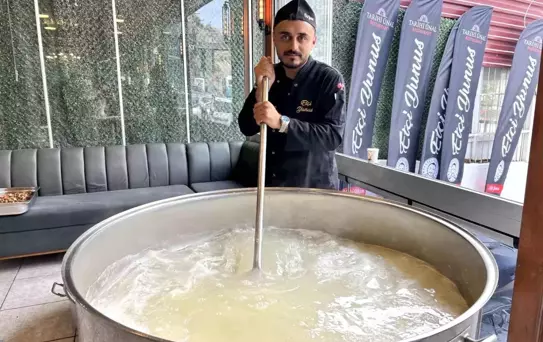 Belen'de 5 Bin Kişiye Aşure İkramı