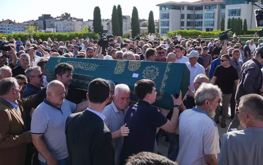 Cumhurbaşkanı Başdanışmanı Yiğit Bulut, İstanbul'da son yolculuğuna uğurlandı