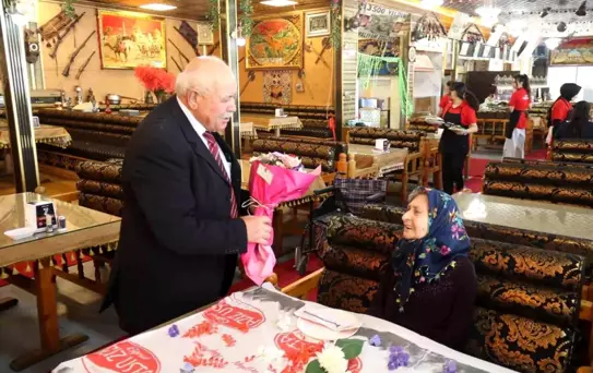 54. Yıldönümünü Coşkuyla Kutladılar