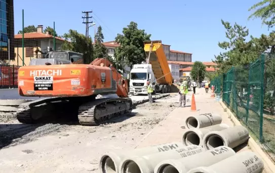 Keçiören'de Altyapı ve Üstyapı Çalışmaları Hızla Devam Ediyor