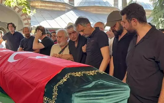 Trajik Kaza: Polis Memurunun Ailesi Hayatını Kaybetti