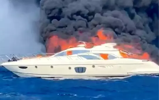 Bodrum'da Lüks Yat Yangını