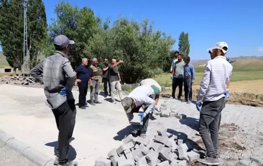 Kaymakam Ekinci Bulakbaşı'nda Yol Çalışmalarını İnceledi
