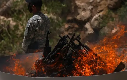PKK'nın silah bırakma töreninin masraflarını bakın kim karşılamış