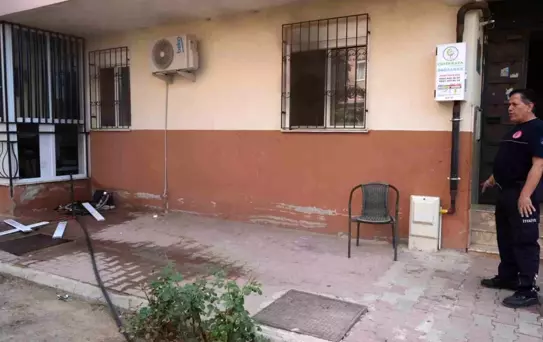 Antalya'da Madde Bağımlısı Genç Yangın Çıkardı