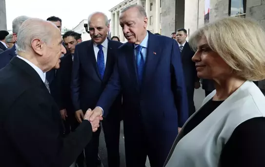 TBMM'deki 15 Temmuz anma programına Tansu Çiller de katıldı