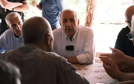 Ümit Özdağ İzmir'de Yangın İncelemesi Yaptı