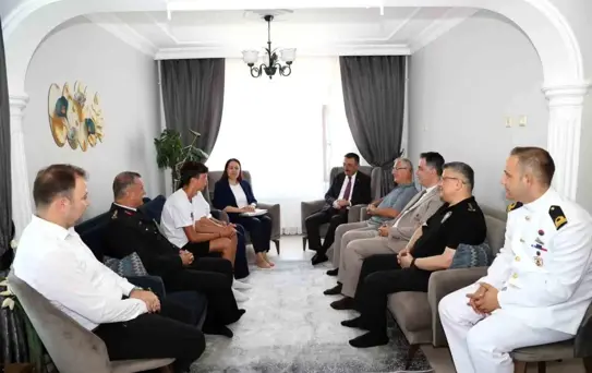 Vali Hacıbektaşoğlu'ndan şehit ailesine ziyaret