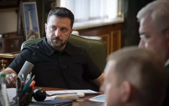 Zelenskiy, Çoklu Vatandaşlık Yasasını İmzaladı