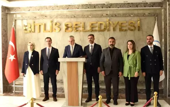 Bakan Işıkhan, Türkiye Yüzyılında Çalışma Hayatı Buluşmaları İçin Bitlis'i Ziyaret Etti