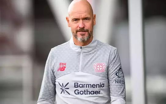 Erik Ten Hag yeni takımıyla çıktığı ilk maçta bozguna uğradı