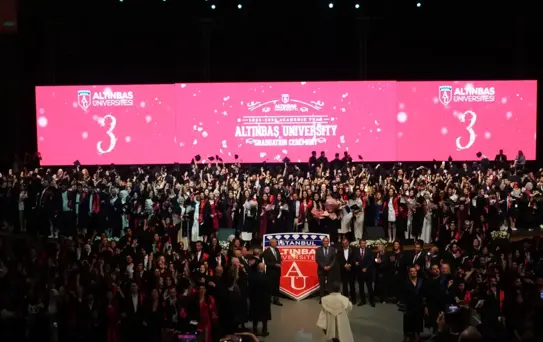 Altınbaş Üniversitesi 2024-2025 Mezuniyet Töreni