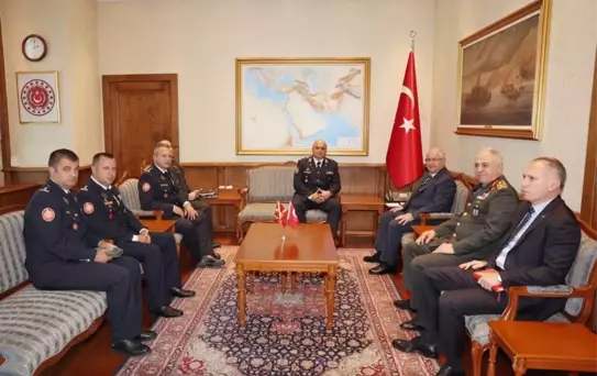 Bakan Güler, Makedonya Genelkurmay Başkanı'nı Kabul Etti