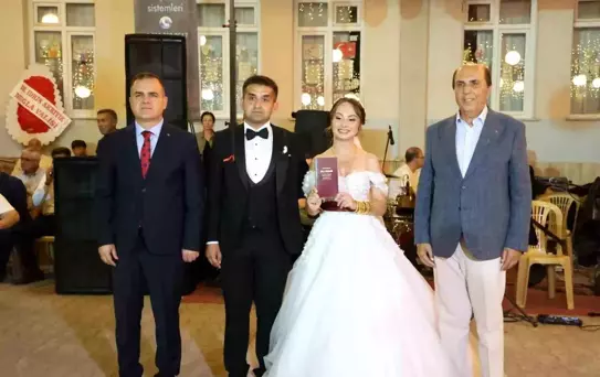 Gazi Üsteğmen Duran, Düğününde Erdoğan'ı Temsilcileyip Kutladı