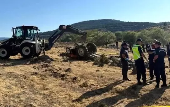 Bolu'da Traktör Devrildi, Çift Hayatını Kaybetti
