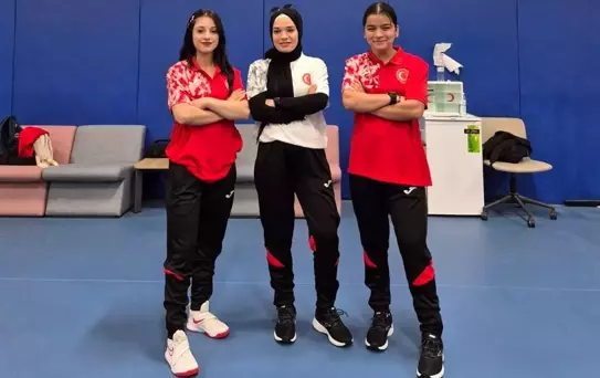 Halter Yıldızlar Avrupa Şampiyonası İçin Yola Çıktılar