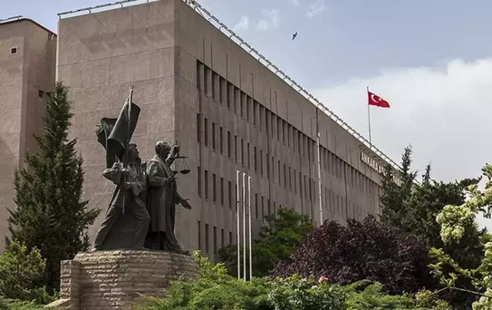 Savcıların şifresiyle UYAP'a girip FETÖ dosyalarını kapatan katibe 1190 yıl hapis talebi