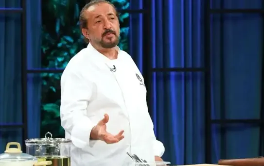 Mehmet Yalçınkaya'nın gözlerden uzak büyüttüğü oğlu üniversiteden mezun oldu