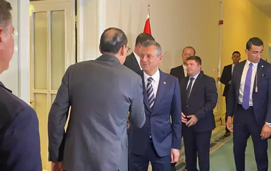 CHP lideri Özgür Özel, Terörsüz Türkiye Komisyonu için şartını açıkladı