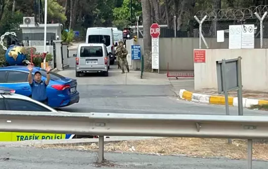 İskenderun'da şehitler için tören düzenlendi