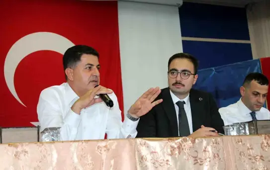 İshak Şan, Sincik ve Gerger'de Muhtarlarla Bir Araya Geldi