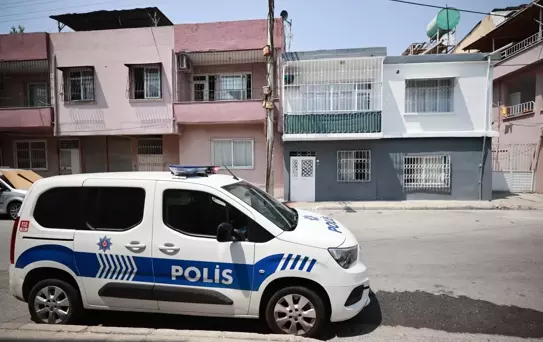 Mersin'de anne ile kızı başlarından vurularak öldürüldü