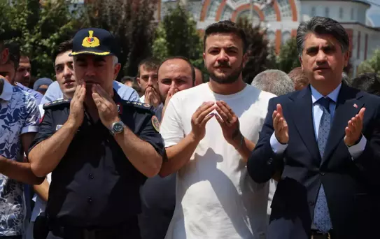 Orman Yangınında Hayatını Kaybeden Ahmet Demir Uğurlandı