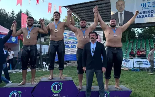 Kemer Belediyesi Güreşçileri Ordu'da Başarı Gösterdi