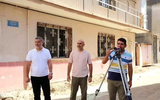 Turgutlu'da Üst Yapı Yenileme ve Asfalt Yama Çalışmaları Devam Ediyor