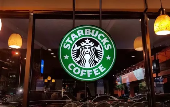 Starbucks'ın küresel satışları çakıldı