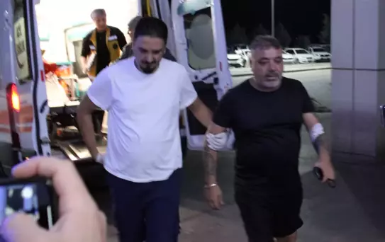 Aksaray'da 'Yan Bakma' Kavgası: 1 Yaralı
