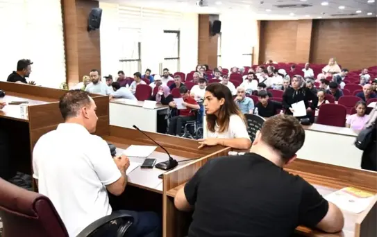 Pursaklar Belediyesi, İş Arayan ve İşverenleri Bir Araya Getiriyor