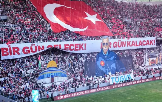 Cumhurbaşkanı Erdoğan'a özel koreografi: Bir yanda Ayasofya, diğer yanda Mescid-i Aksa