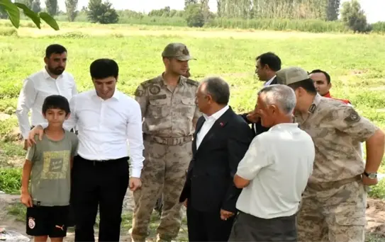 Kaymakam Gülnar, Yukarıtopraklı Köyünü Ziyaret Etti