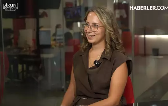 Göknur Öztürk: Protetik Diş Tedavisi, Laboratuvarla Yakın Çalışılan Bir Alan