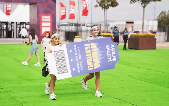 İstanbul Festivali Başladı