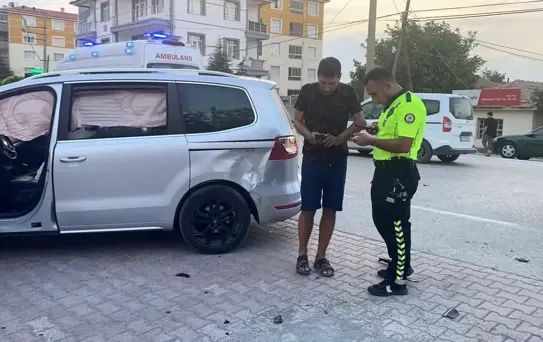 Kulu'da motosiklet-otomobil kazası: 1 yaralı