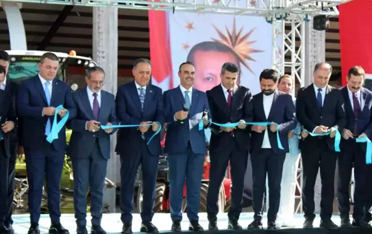 Bakan Kacır: Bingöl, Kalkınmanın Simge Şehri Olacak