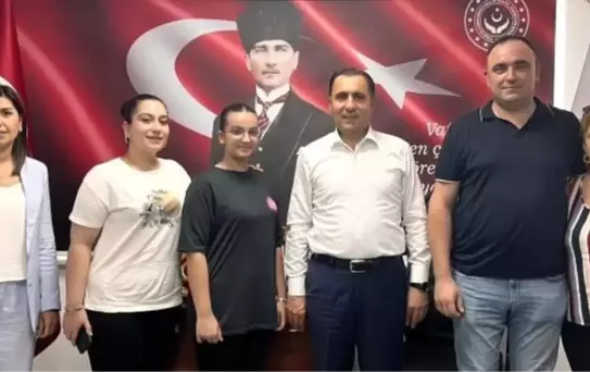Bilecik'te Depremzedelere Koruyucu Aile Desteği