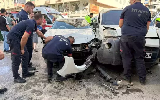 Muş'ta Trafik Kazası: 3 Yaralı