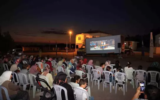 Talas'ta Açık Havada Sinema Akşamları Başladı