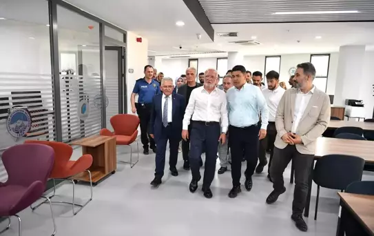 Büyükşehir'in 110 milyon TL'lik Talas Mevlana Sosyal Yaşam Merkezi tanıtıldı