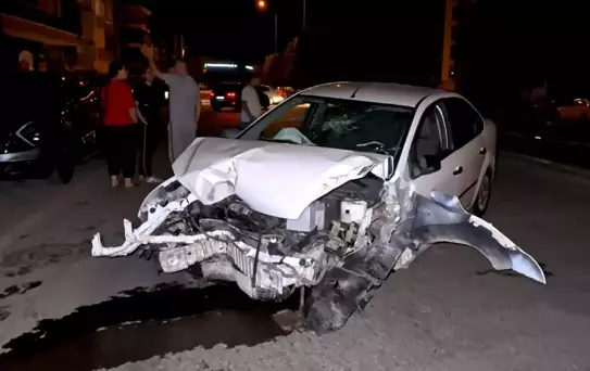 Aksaray'da Kontrolden Çıkan Otomobil Kazası