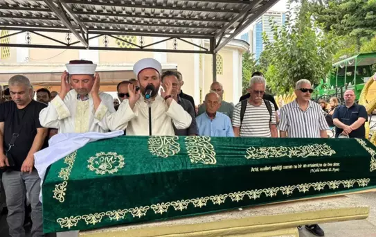 Yeşilçam'ın Usta İsimleri Yas Tutuyor