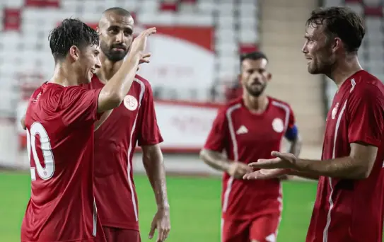 Antalyaspor, 13 oyuncu ve 1 antrenörüne veda etti