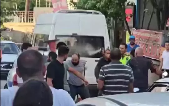 Sivas'ta Alacak Kavgası: 5 Yaralı